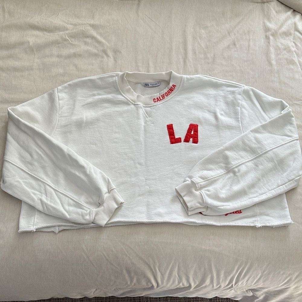 Zara Varsity Text Plush Cropped Sweatshirt Ecru California Los Angeles - Picture 3 of 8